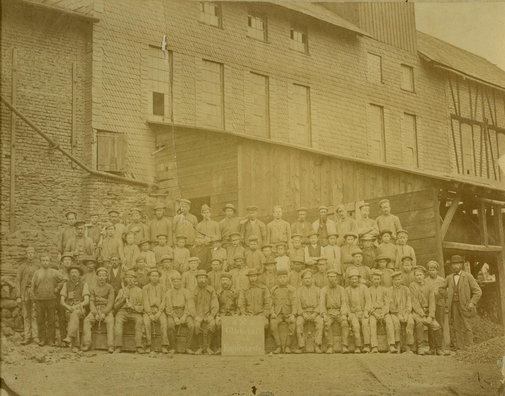 Belegschaftsfoto der Grube Kupferkaute 1885